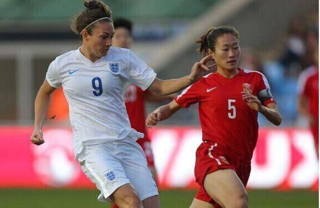 TA：范德贝克的租借合同中含买断条款，费用1100万欧据TheAthletic报道，范德贝克已经前往法兰克福接受体检，即将租借加盟。